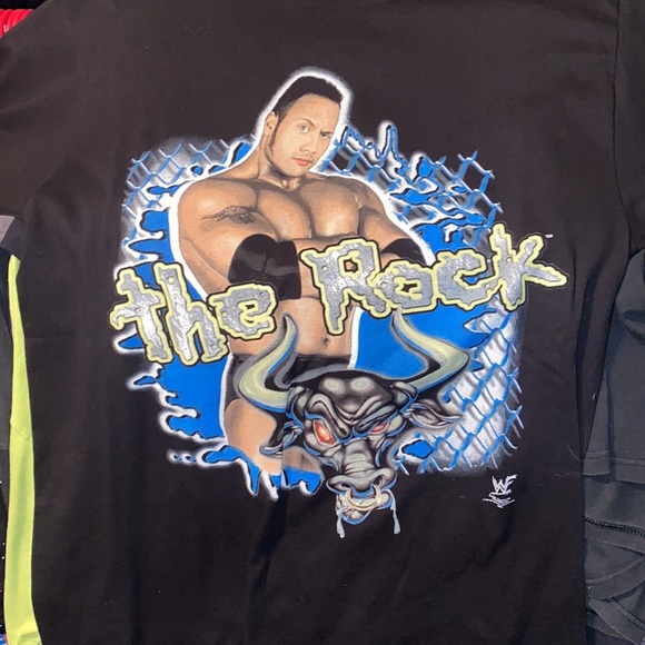 WWF Shirt - Picture 8 of 10